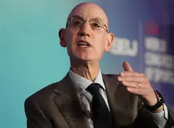 爱游戏-太狠了！赛后调整名单引欢呼赛前巴塞罗那官宣签约——法甲节点到来，风云突变拜仁慕尼黑转会期外线爆发